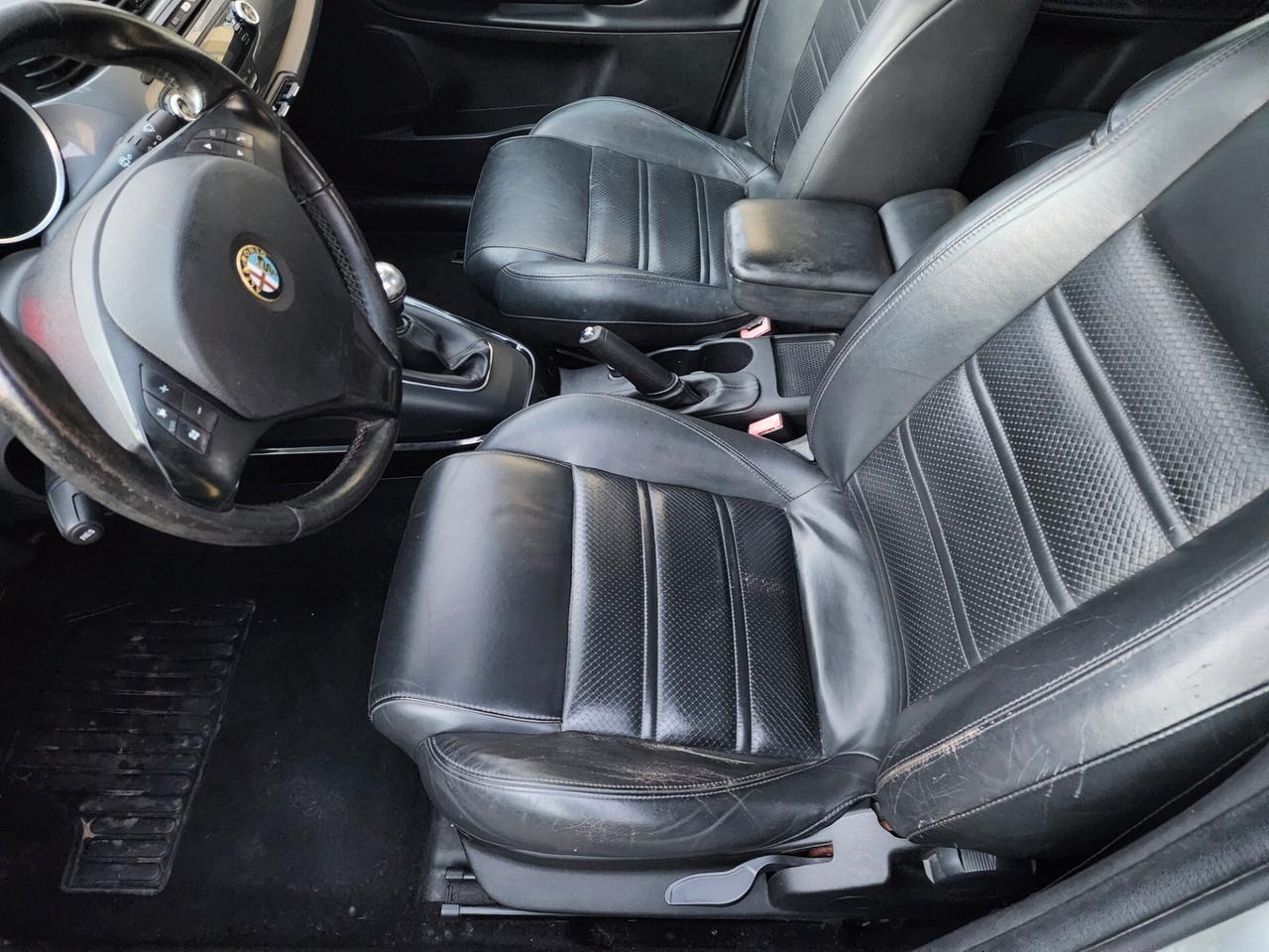 Alfa Romeo Giulietta 1.6 JTDm-2 105 CV Exclusive