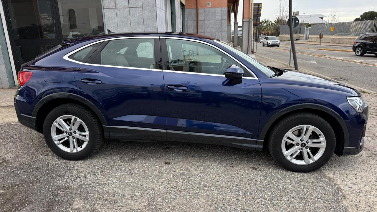 Audi Q3 35 TDI S tronic Business Advanced