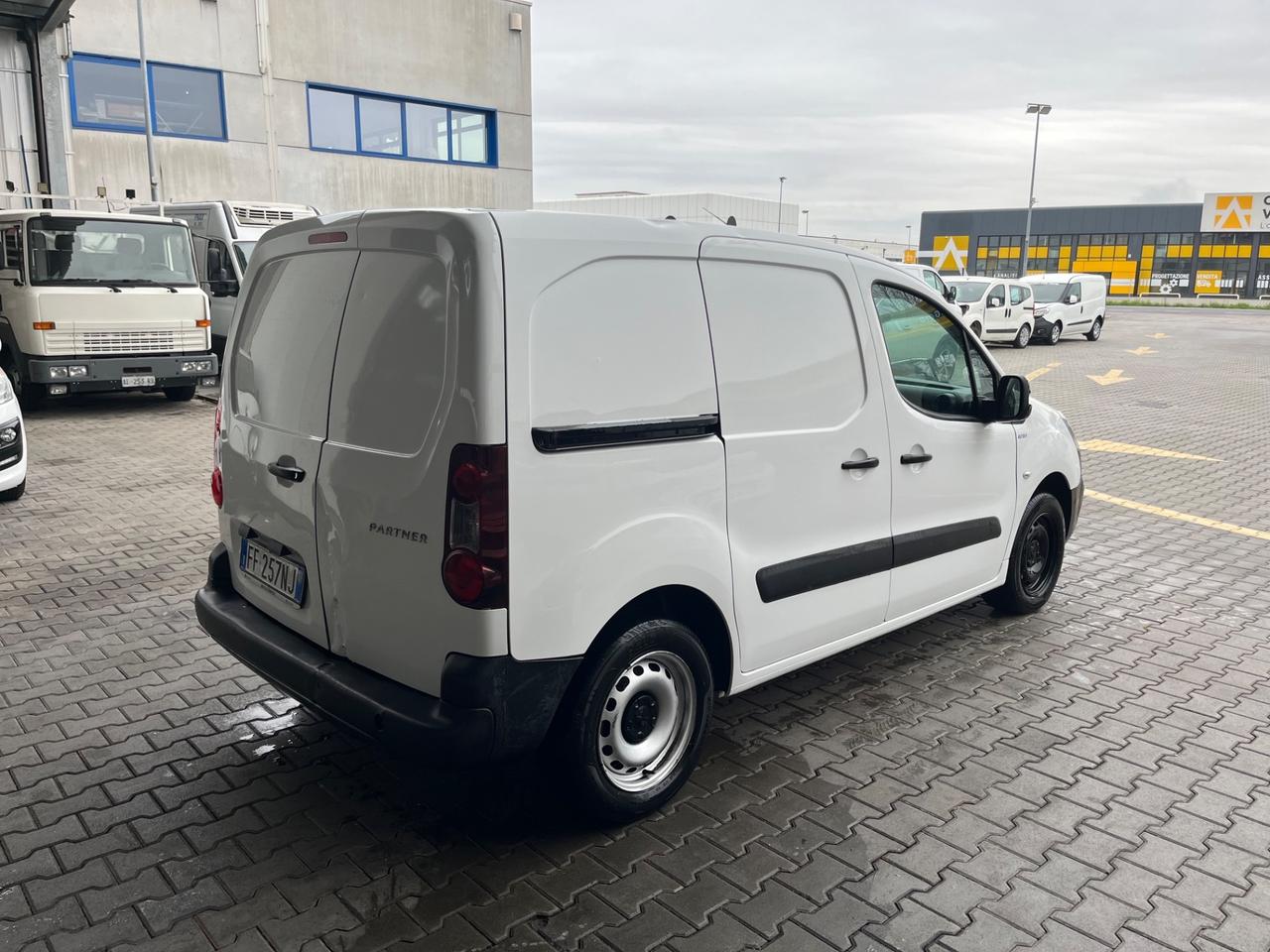 Peugeot Partner Tepee BlueHDi 100 Active