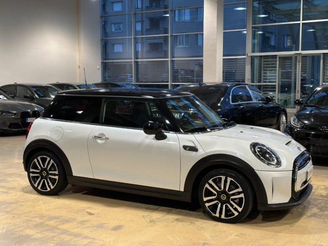 MINI Cooper SE Classic - 17"- Camera - Keyless - Carplay -LED-IVA