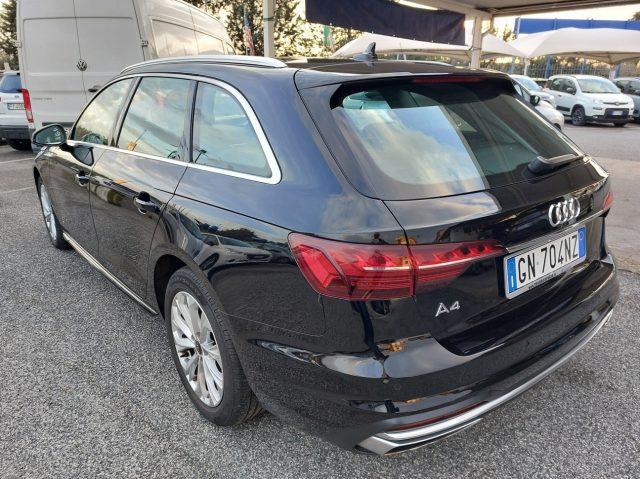 AUDI A4 Avant 30 hybrid TDI/136 CV S tronic Bus. Adv.