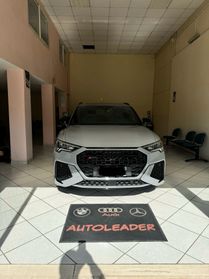 Audi Q3 RS quattro S tronic