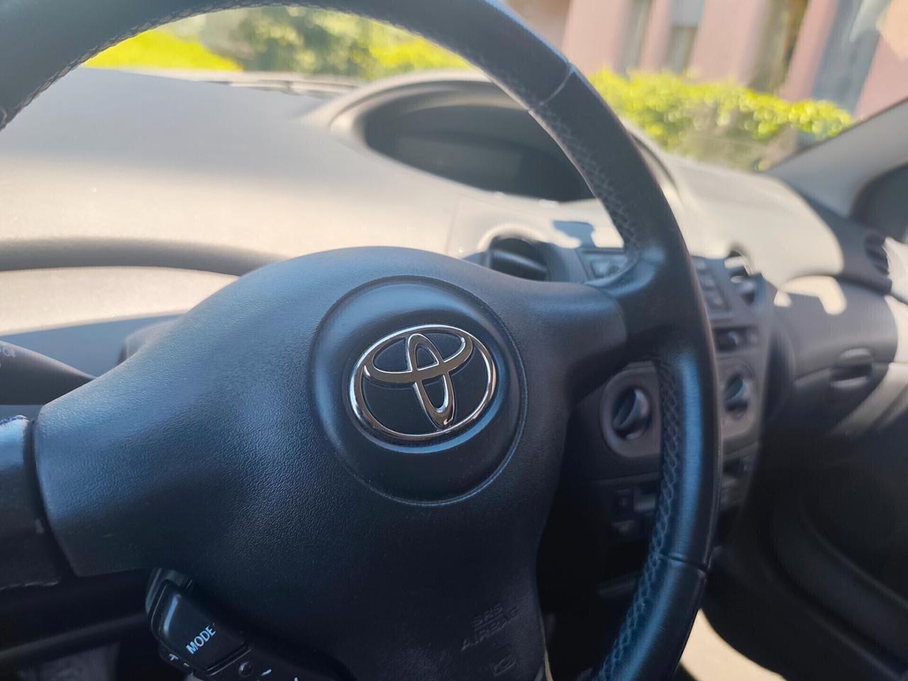 Toyota Yaris 1.0i Benz euro 4 5 porte