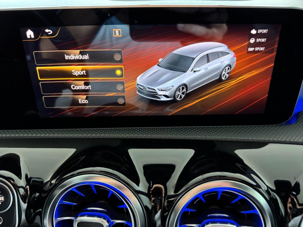 Mercedes CLA Shooting Brake 180 d Premium auto Night Led Full