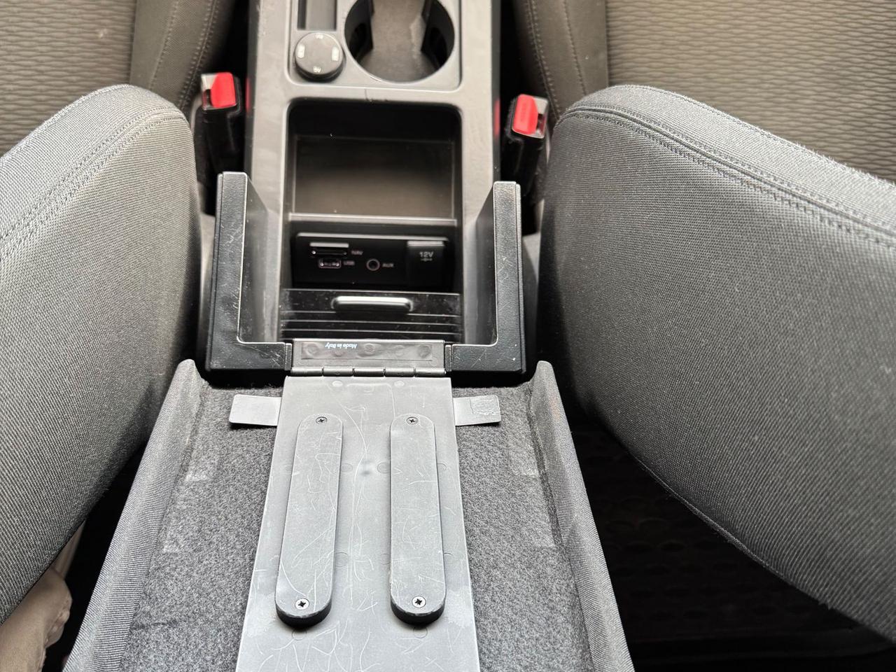 Land Rover Discovery Business Edition Premium Pure 2.0 TD4
