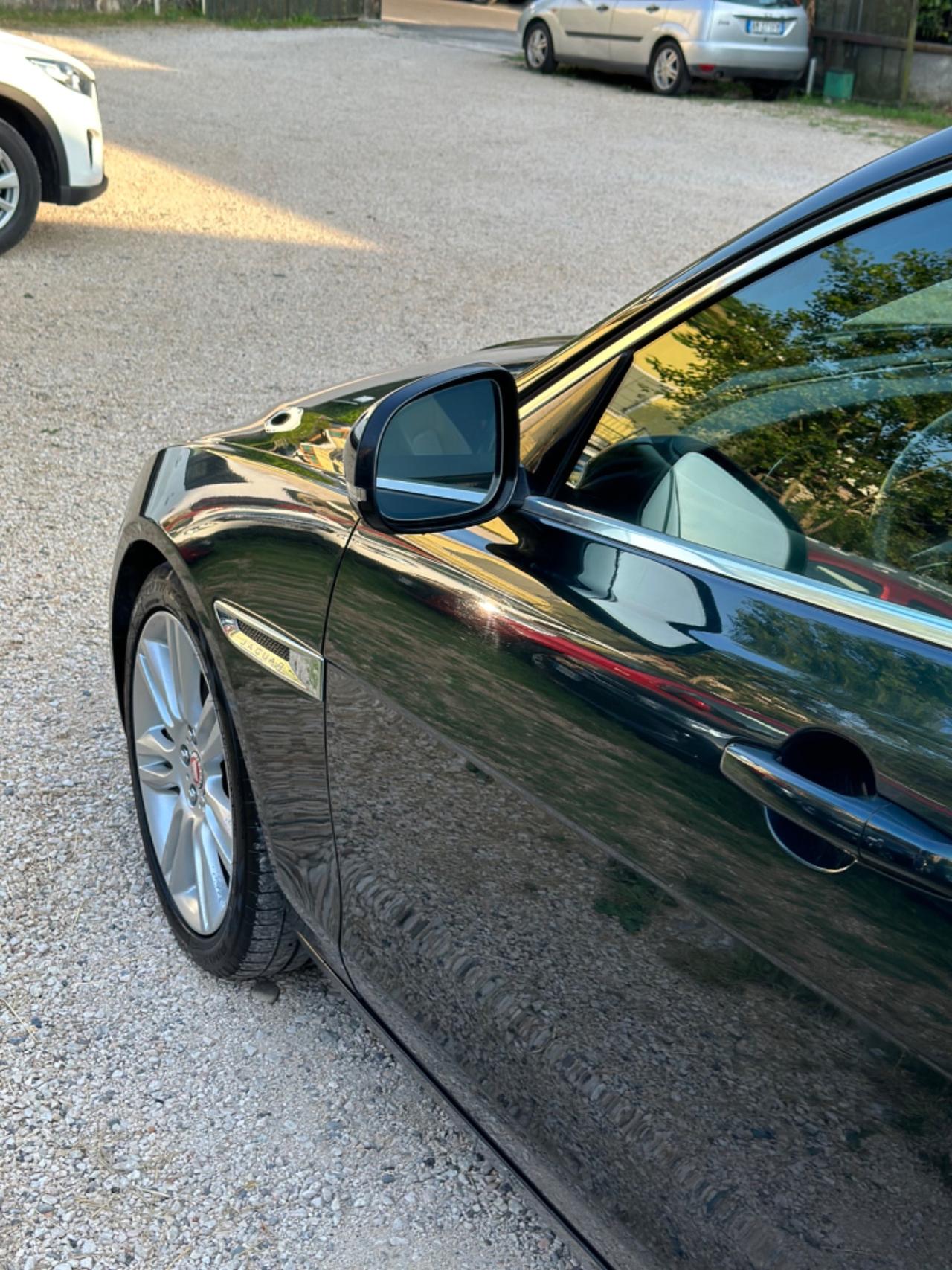 Jaguar XE 2.0 D PRESTIGE KMCERT UNICOPR