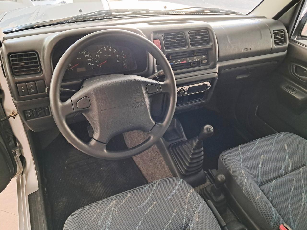 Suzuki Jimny 1.3i 16V cat 4WD JLX