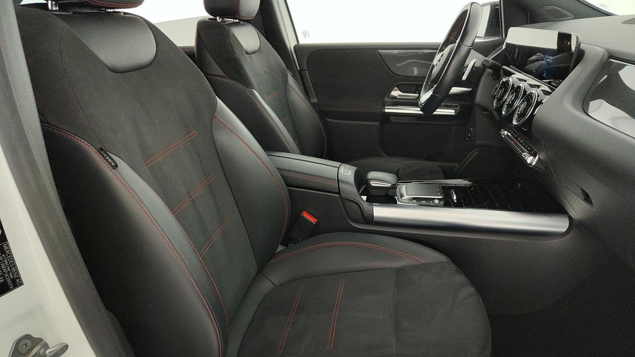 Mercedes-Benz B 180 d Premium auto