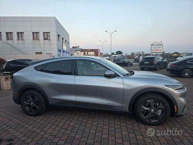 FORD Mustang Mach-E Standard Range 269 CV