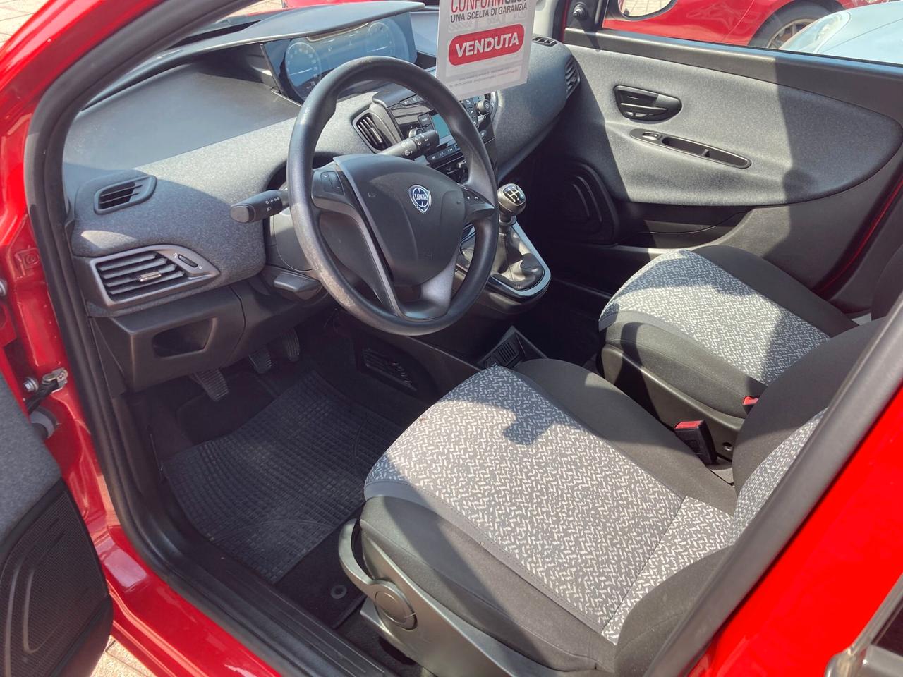 Lancia Ypsilon 1.2 69 CV 5 porte Elefantino Blu