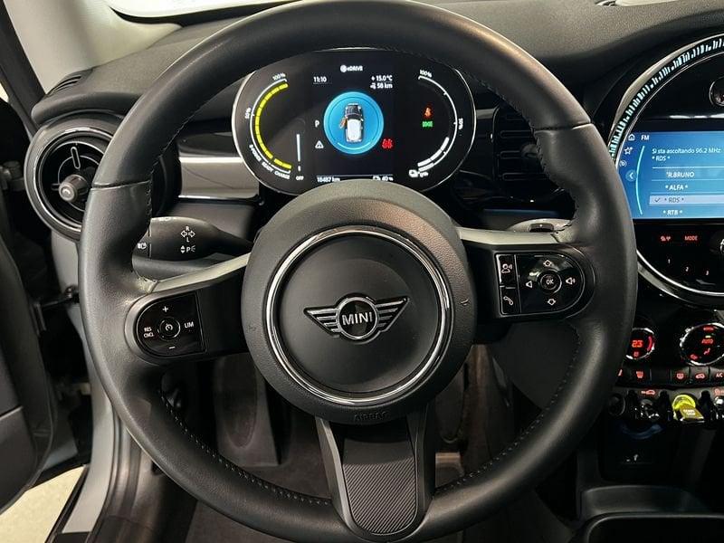 MINI Mini Full Electric Mini F56 2021 Full Electric Mini 3p Cooper SE Classic auto