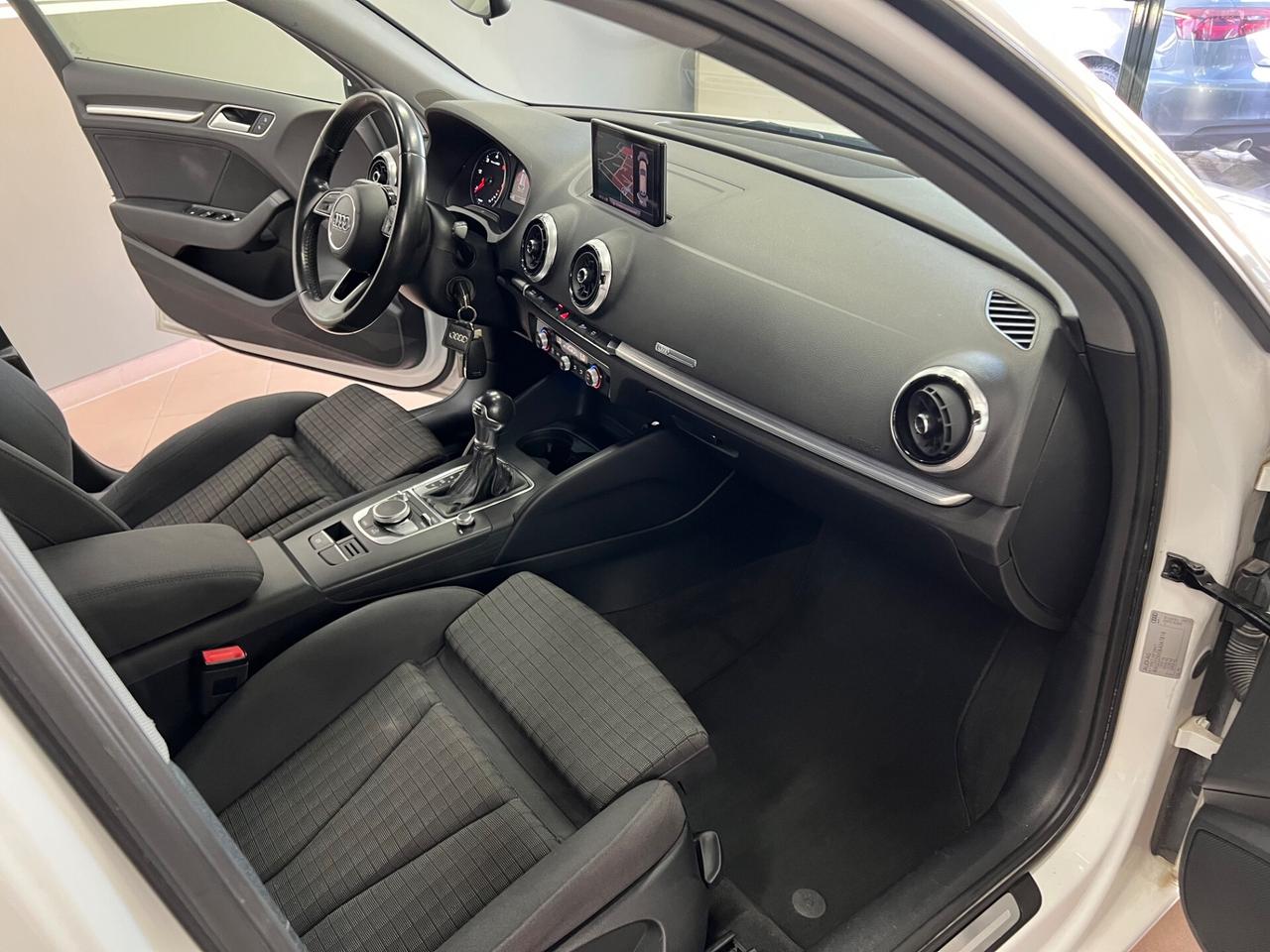 Audi A3 SPB 30 TDI S tronic Business