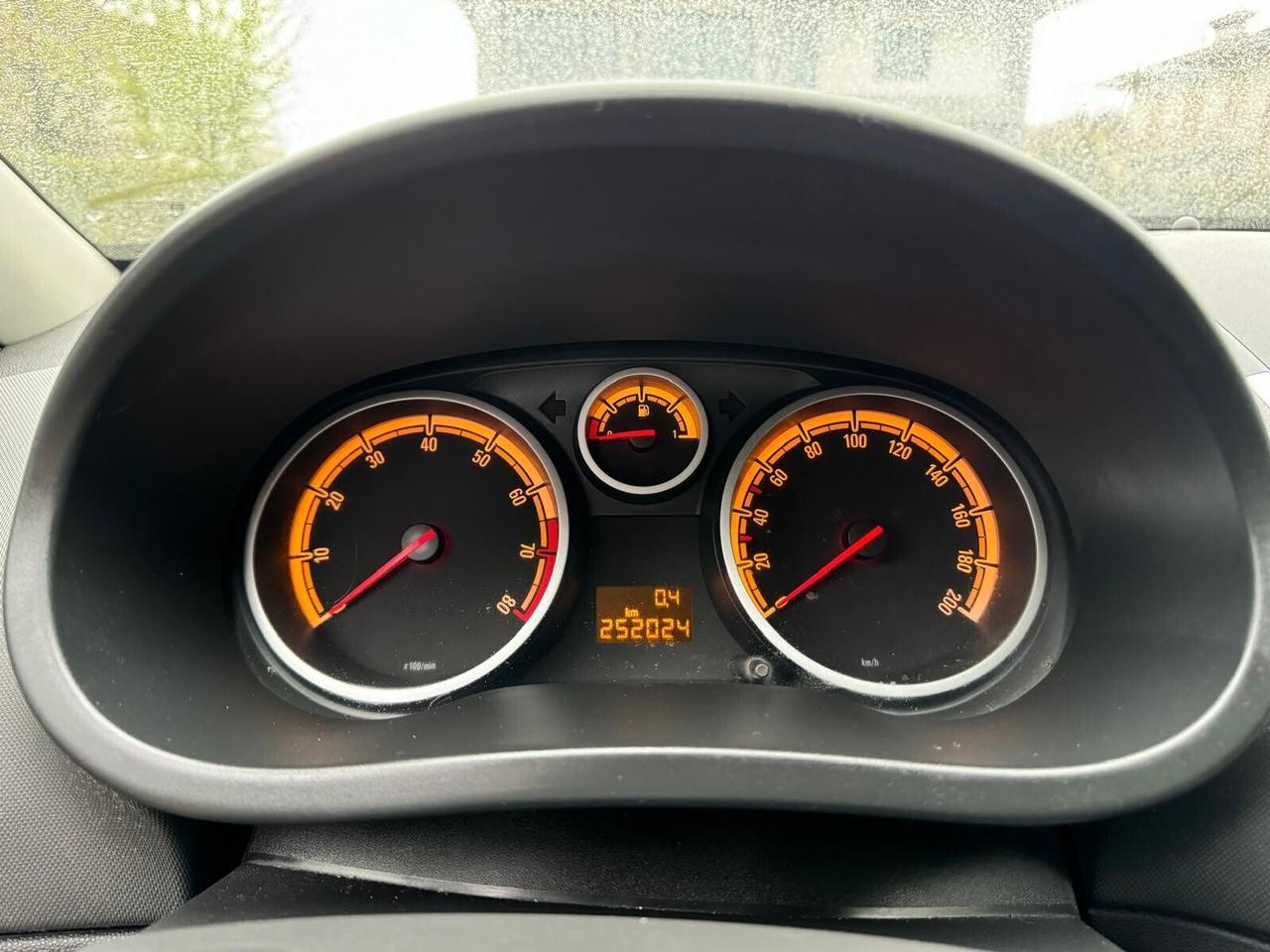 Opel Corsa 1.2 80CV 5 porte GPL-TECH Enjoy