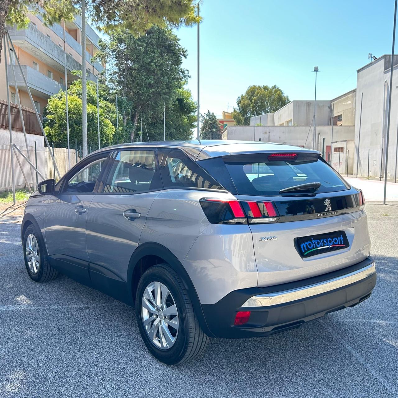 Peugeot 3008 BlueHDi 130 S&S Business