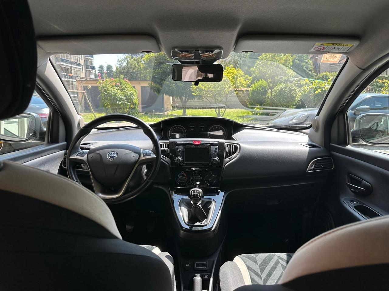 Lancia Ypsilon 1.2 69 CV 5 porte GPL Ecochic Gold