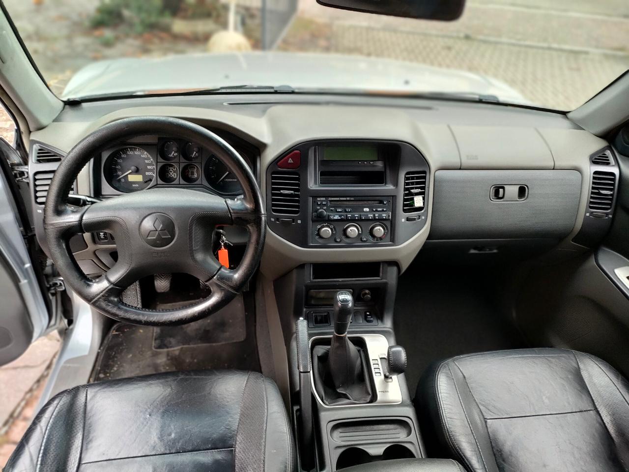 Mitsubishi Pajero 3.2 16V DI-D 7P+GANCIO