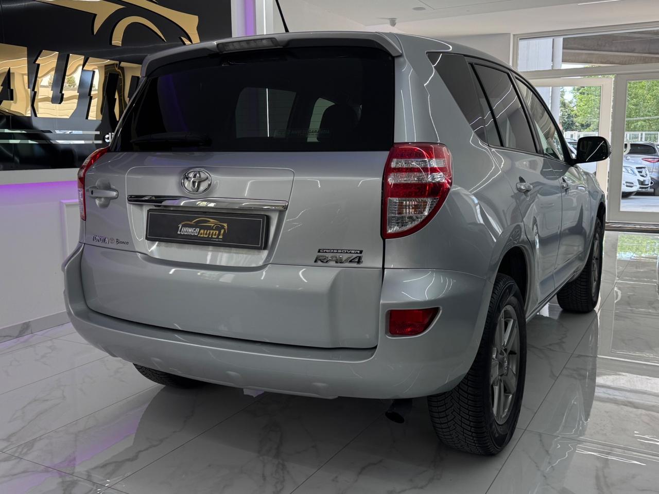 Toyota RAV4 2.2 D-4D 150CV Lounge Iper Full