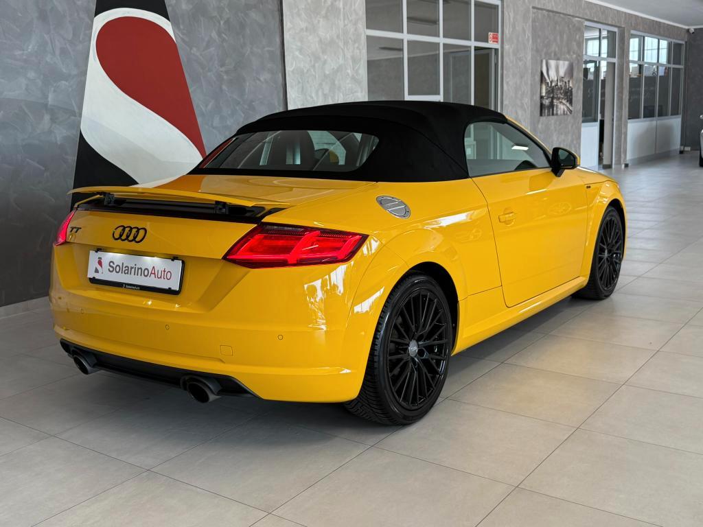 Audi TT Roadster 1.8 tfsi S line