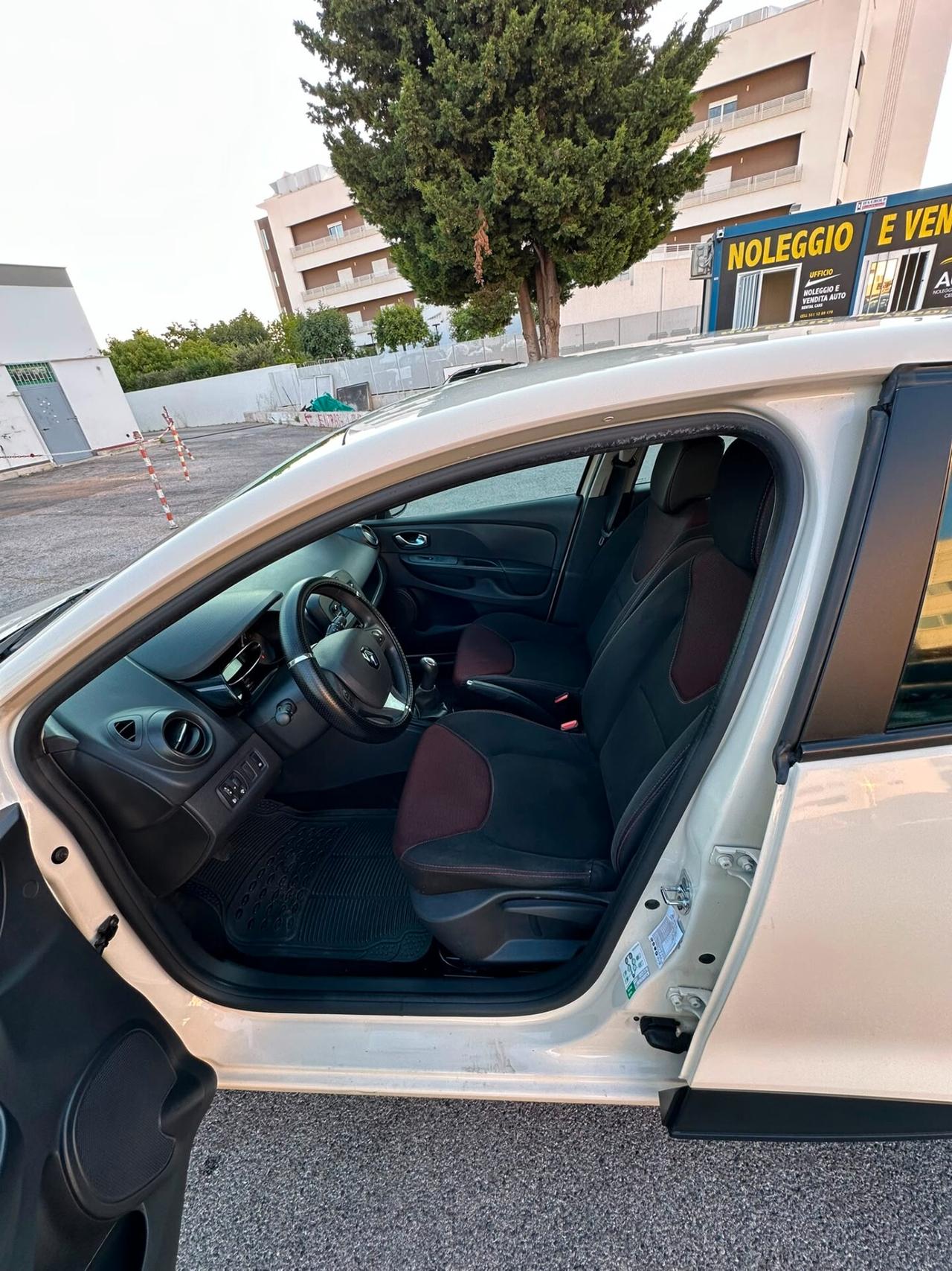 Renault Clio dCi 8V 75CV Start&Stop 5 porte Energy Zen