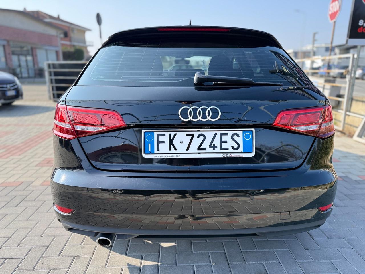 Audi A3 1.6 TDI SPB 5 PORTE-NAVIGATORE-XENO