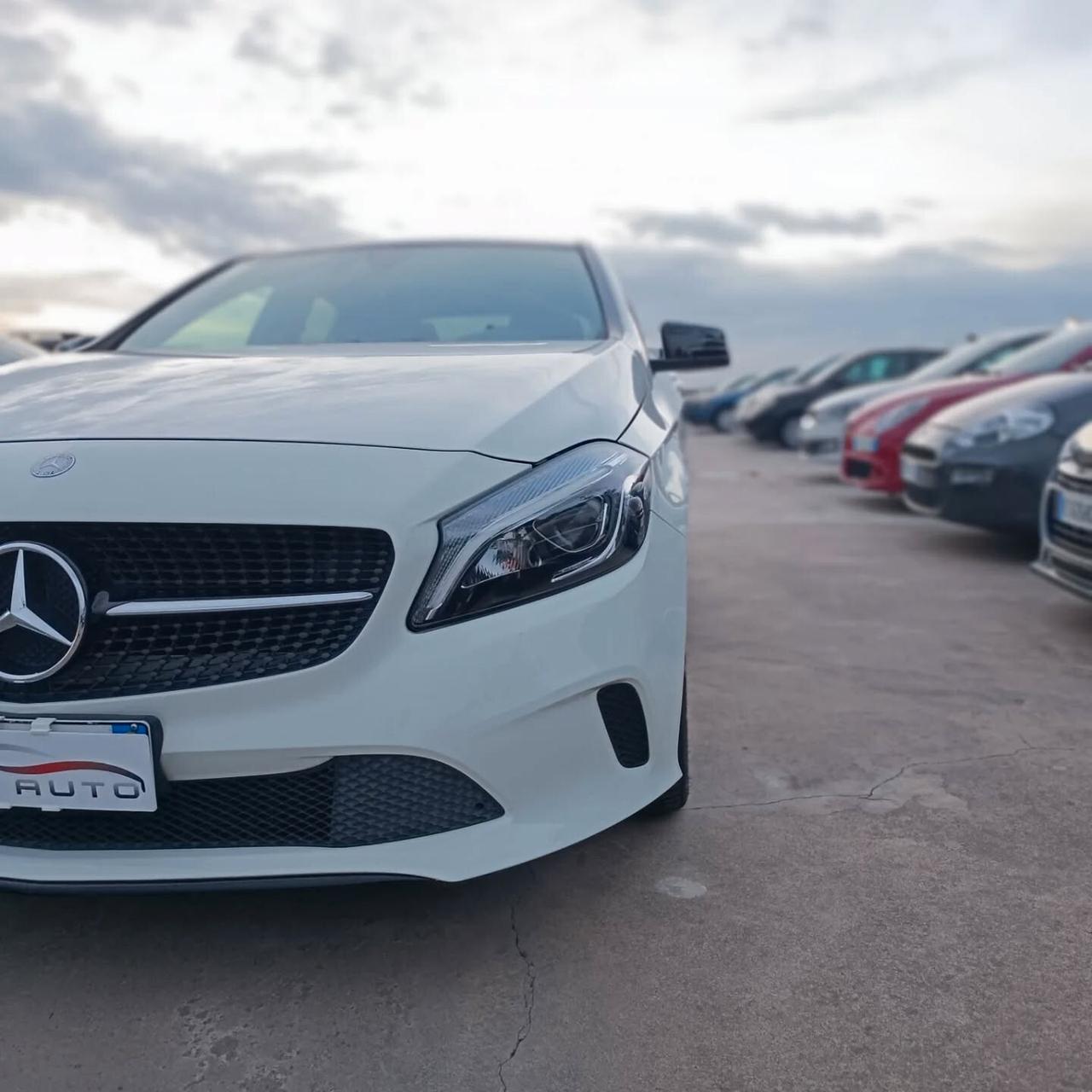 Mercedes-benz A 160 d Sport NIGHTPACK TETTO APRIBILE