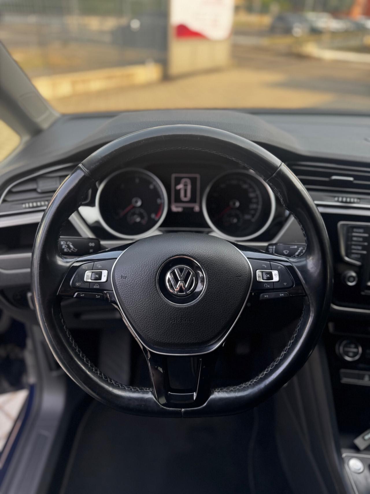Volkswagen Touran 1.6 TDI 115 CV SCR DSG Comfortline BlueMotion Tech.