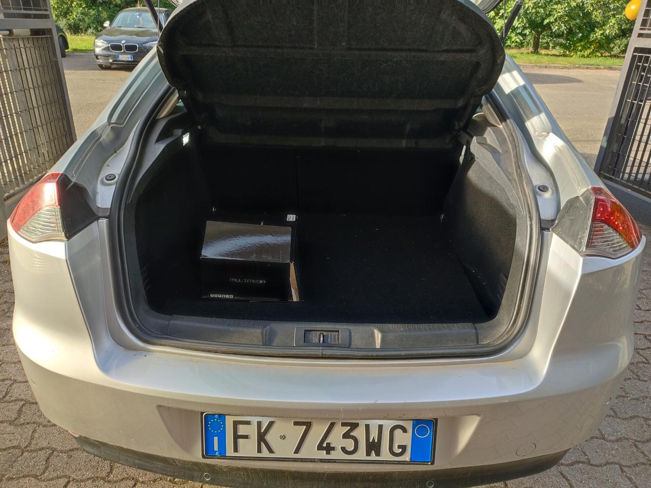 RENAULT NEW LAGUNA 1.5DIESEL BERLINA SPORT POCHI KM