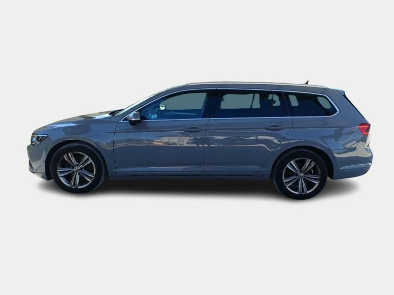 VOLKSWAGEN PASSAT VARIANT 2.0 TDI SCR EVO 110 KW BUSINESS DSG STATION WAGON