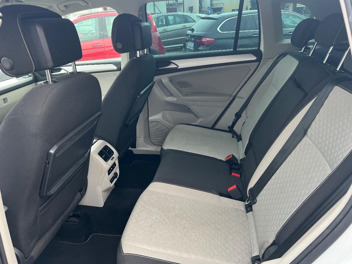 VOLKSWAGEN - Tiguan - 1.6 TDI Business BMT