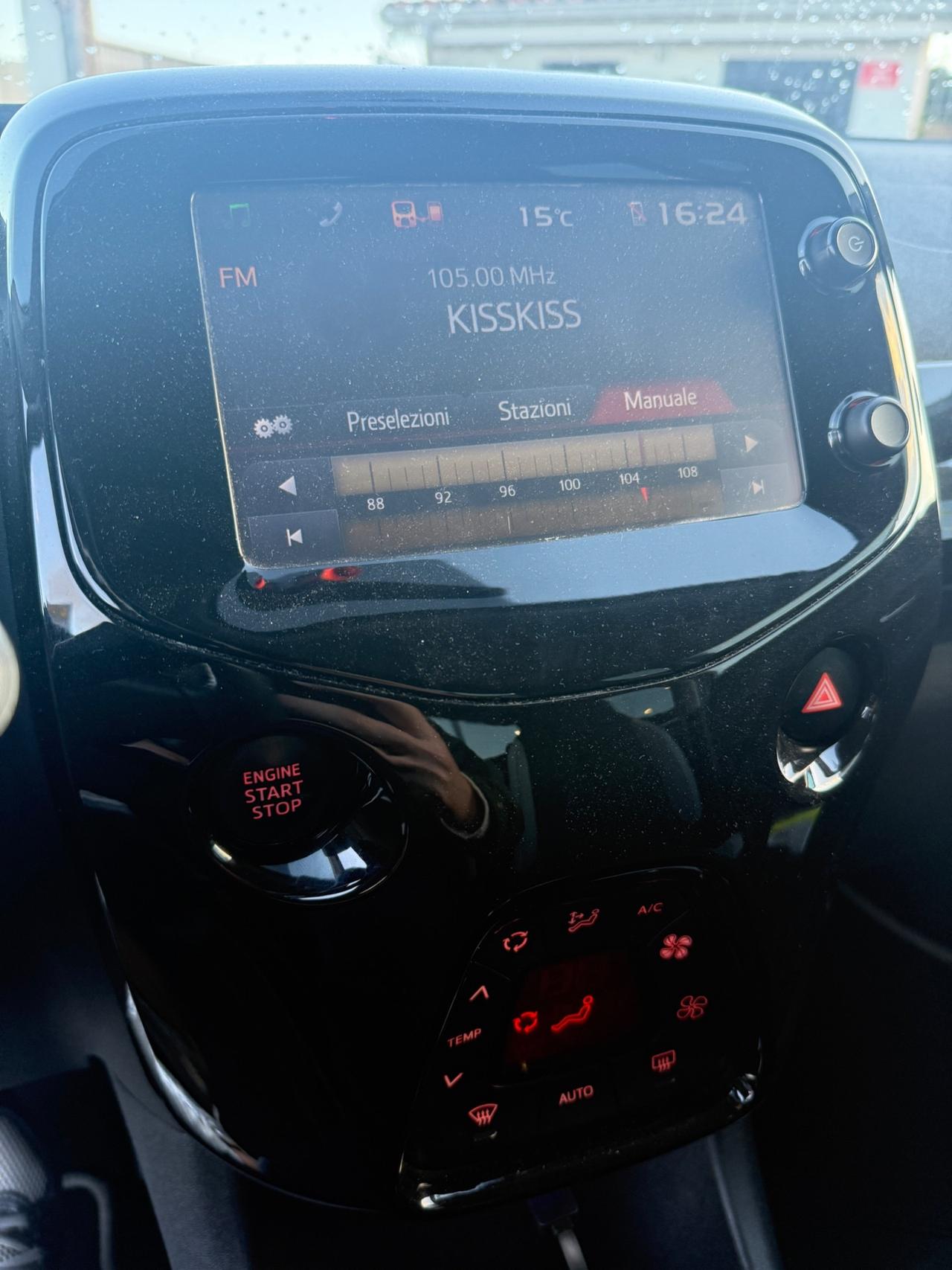 Toyota AYGO 1.0 Lounge XPLAY my14"