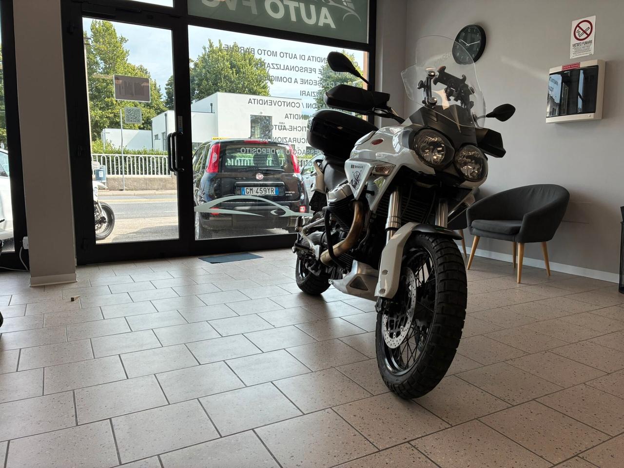 Moto Guzzi Stelvio 1200