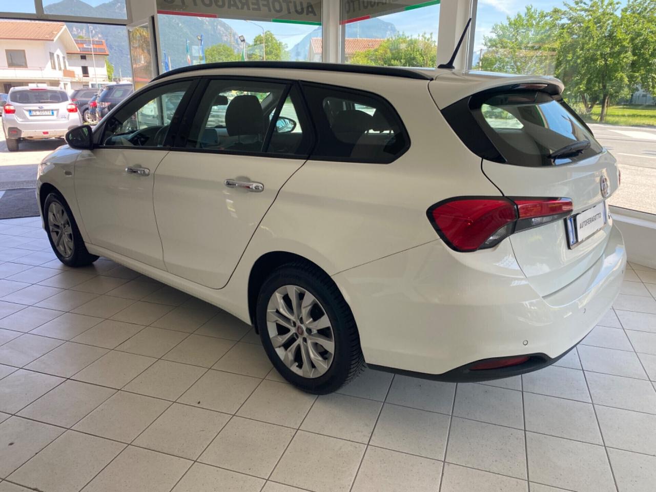 Fiat Tipo 1.6 Mjt S&S SW Lounge -2017