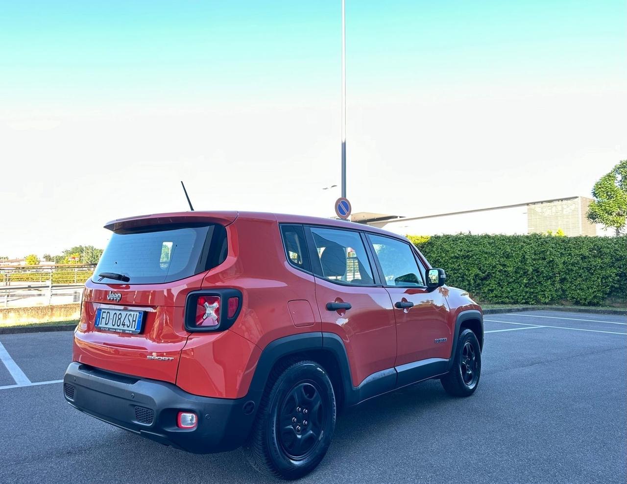 Jeep Renegade 1.6 E-TorQ EVO Sport