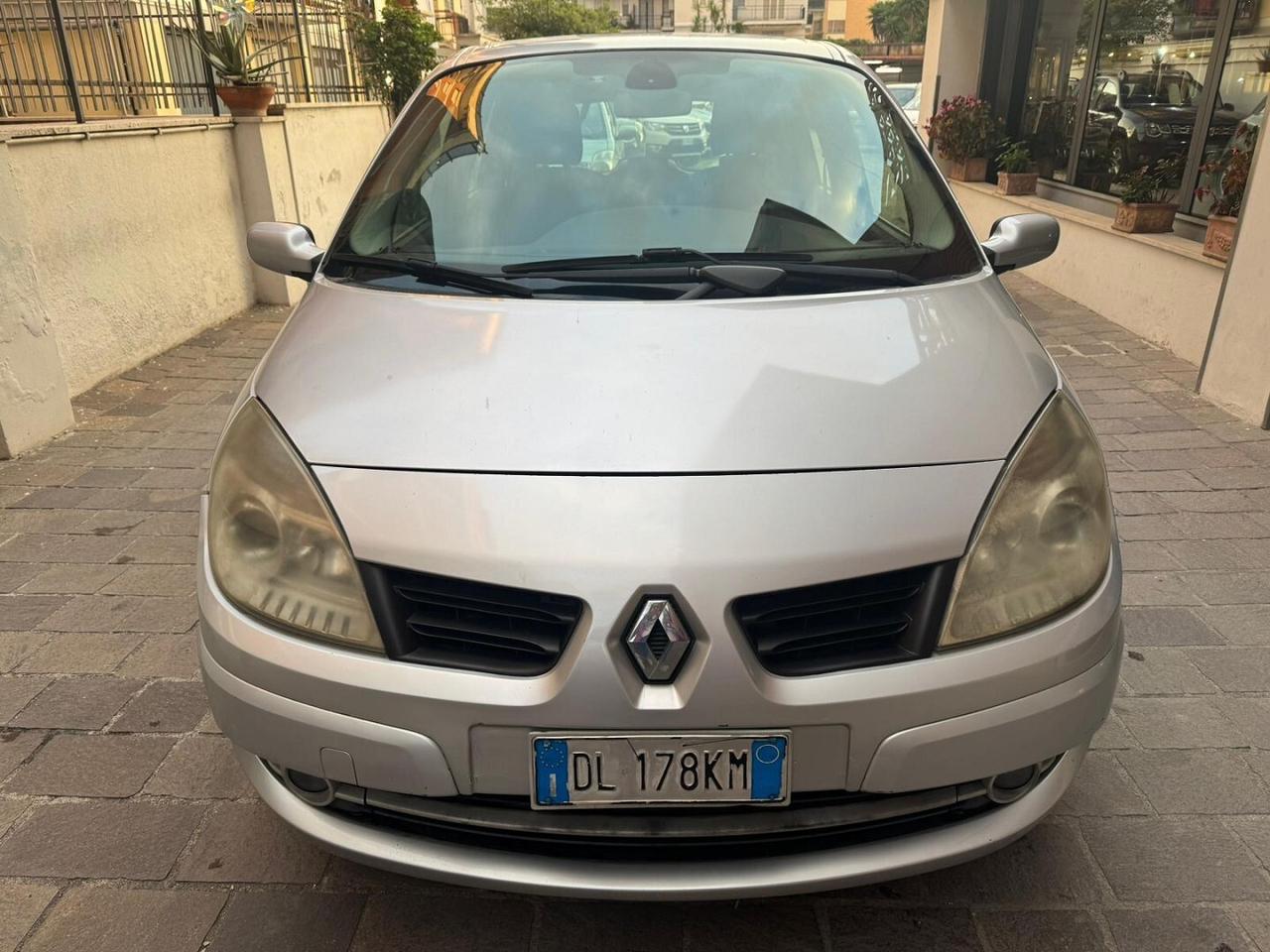 RENAULT Scenic 1.9 dCi 130CV