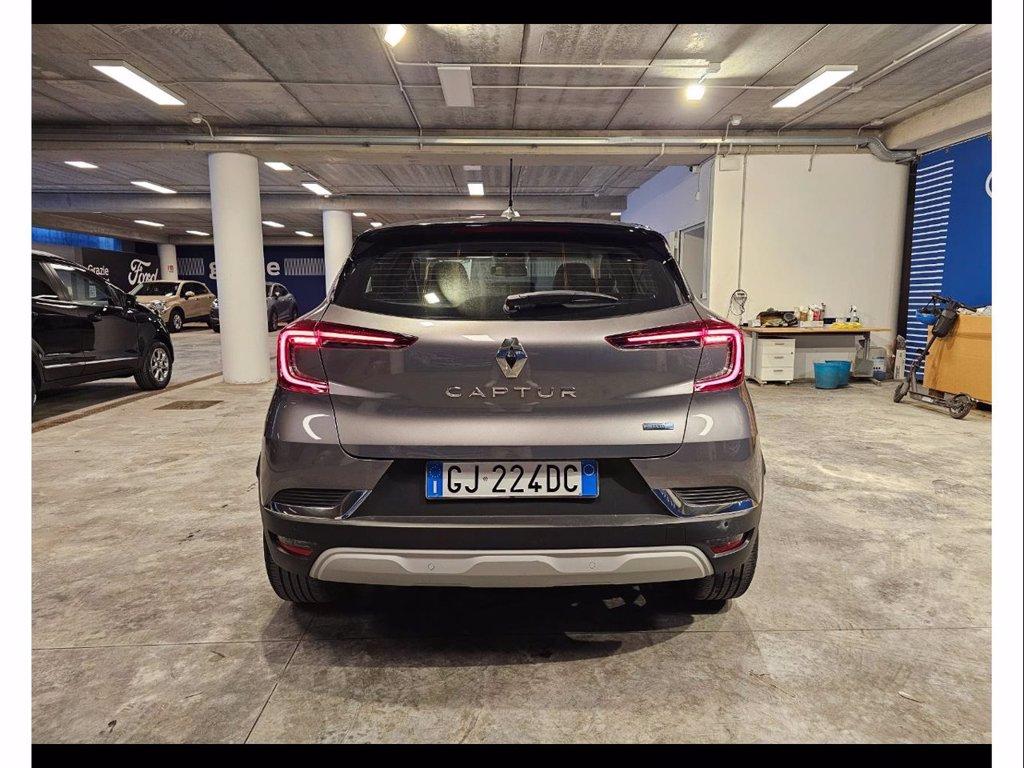 RENAULT Captur 1.6 e-tech hybrid intens 145cv auto del 2022