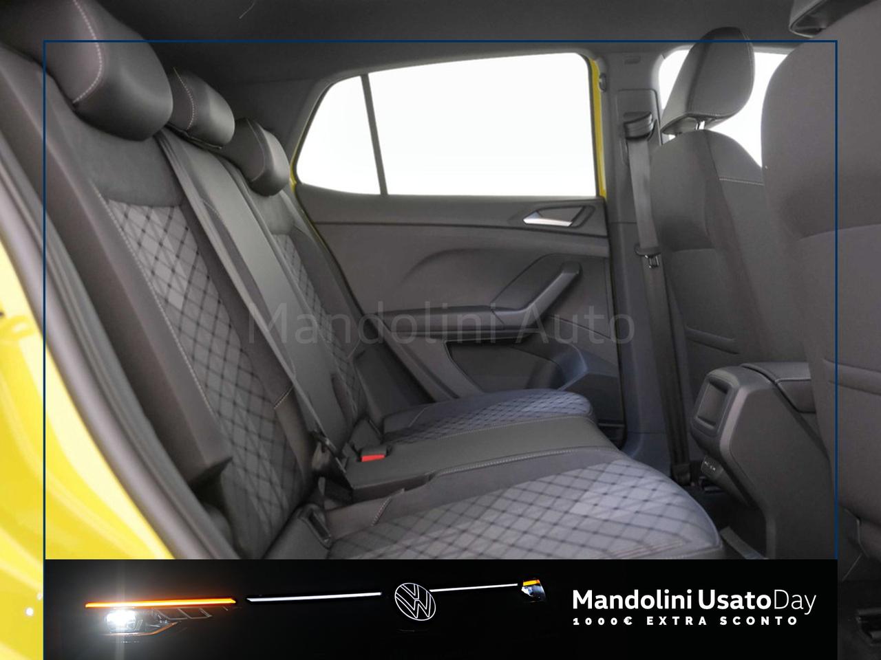 Volkswagen T-Cross 1.0 tsi 115cv r-line