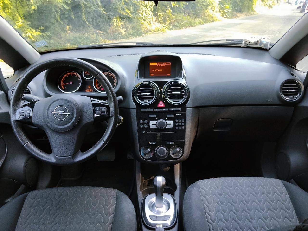 Opel Corsa 1.2 5 porte Ecotec automatica