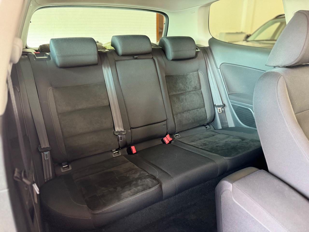 Volkswagen Golf 2.0 TDI 140CV DPF 3p. Highline