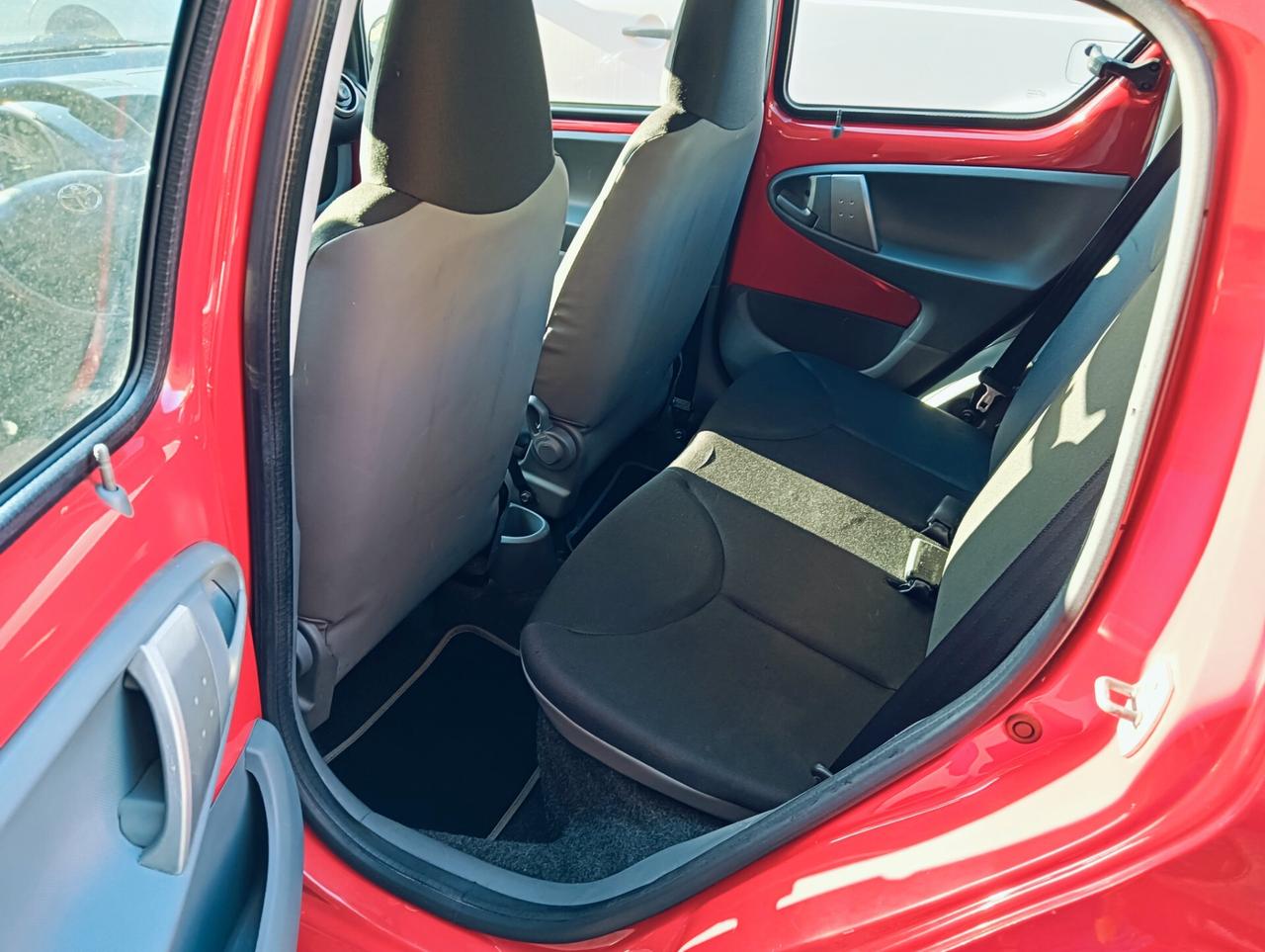 Toyota Aygo 1.0 12V VVT-i 5 porte