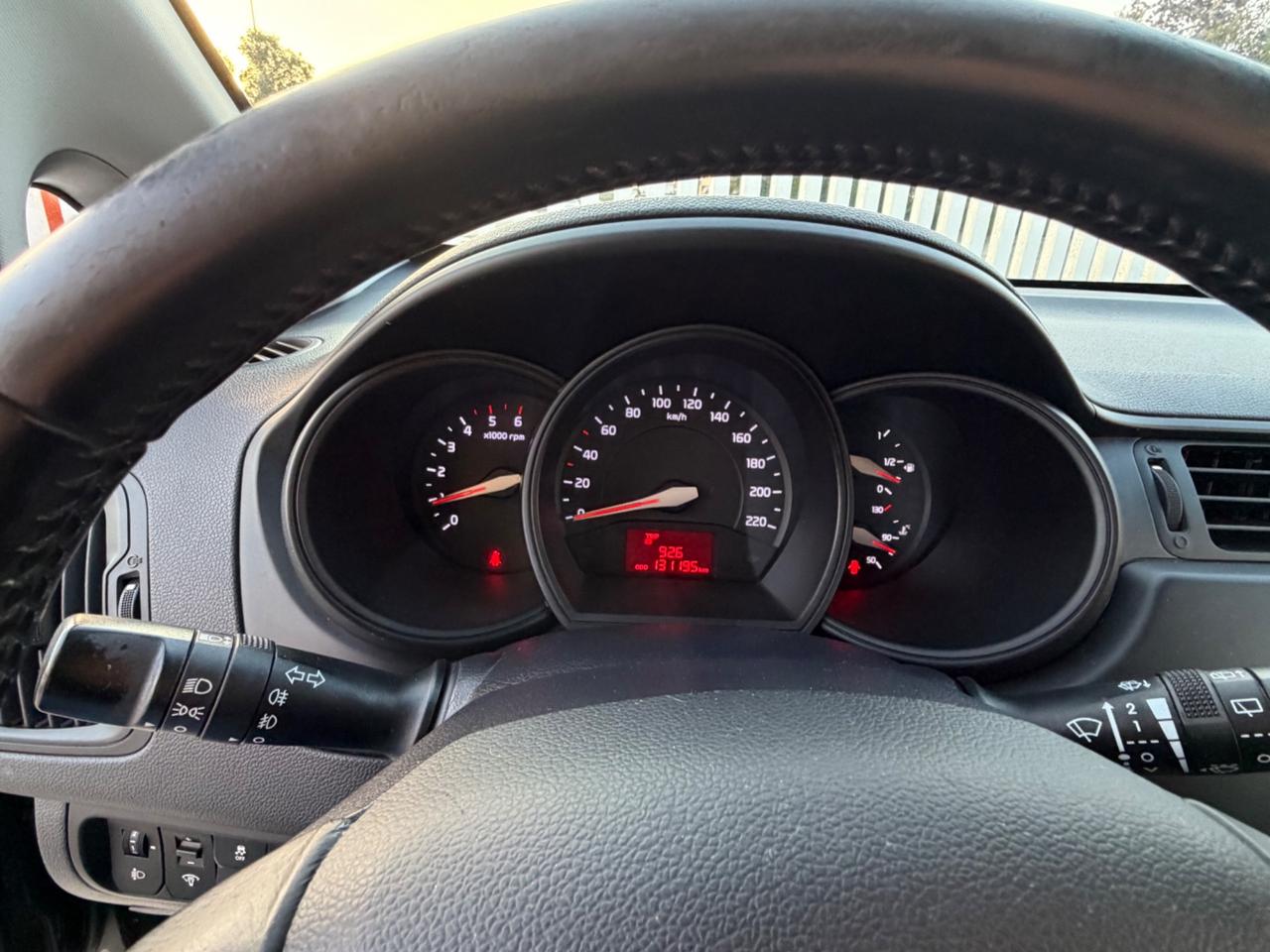 Kia Rio 1.1 CRDi 5p. Cool