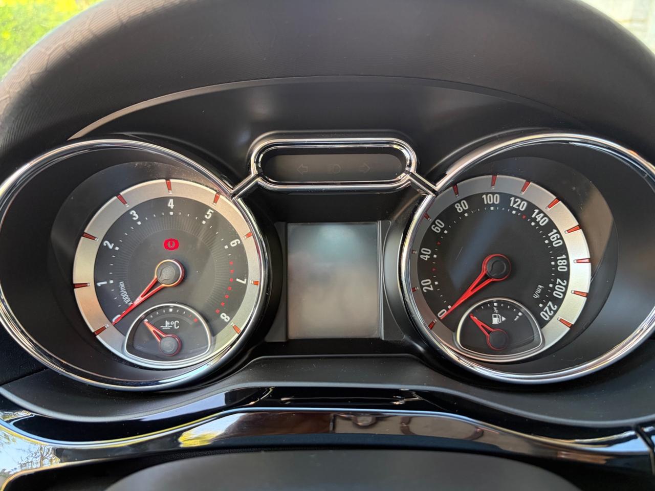 Opel Adam 1.2 70 CV