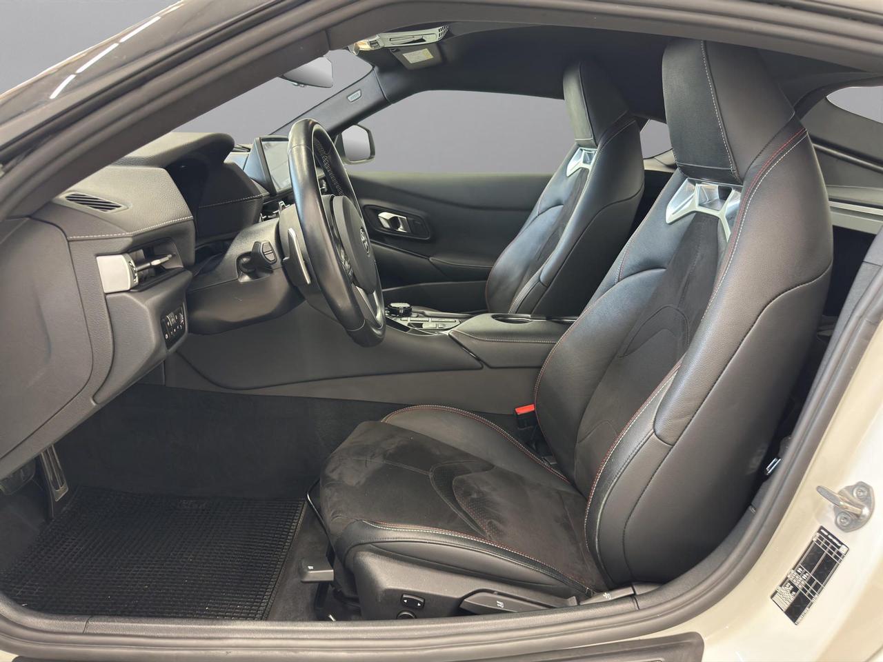 Toyota GR supra 2.0B Sport AT