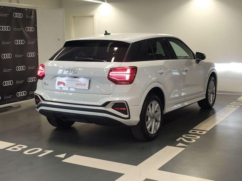 Audi Q2 Q2 35 2.0 tdi Identity Black s-tronic