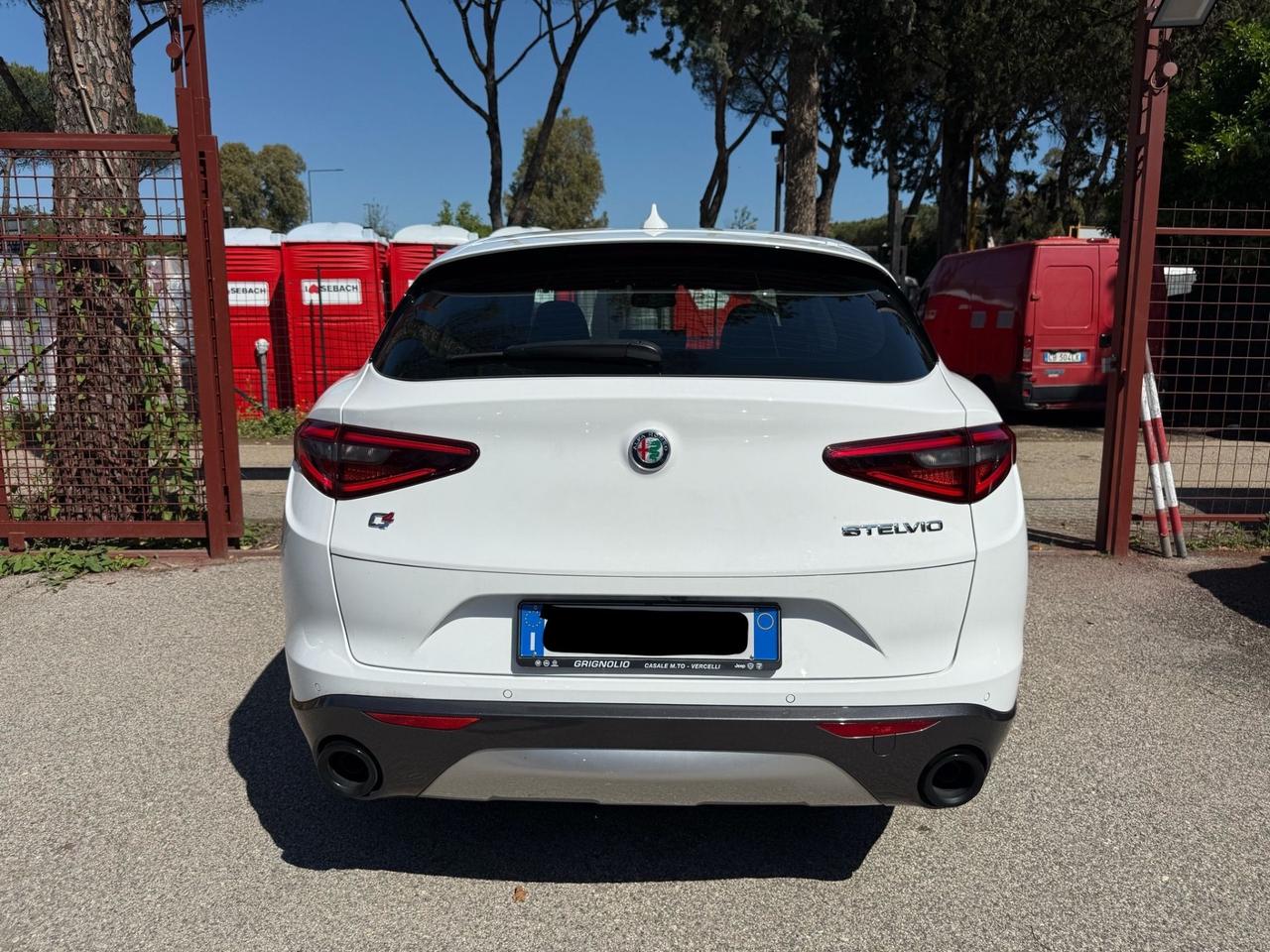 Alfa Romeo Stelvio 2.2 Turbodiesel 210 CV AT8 Q4