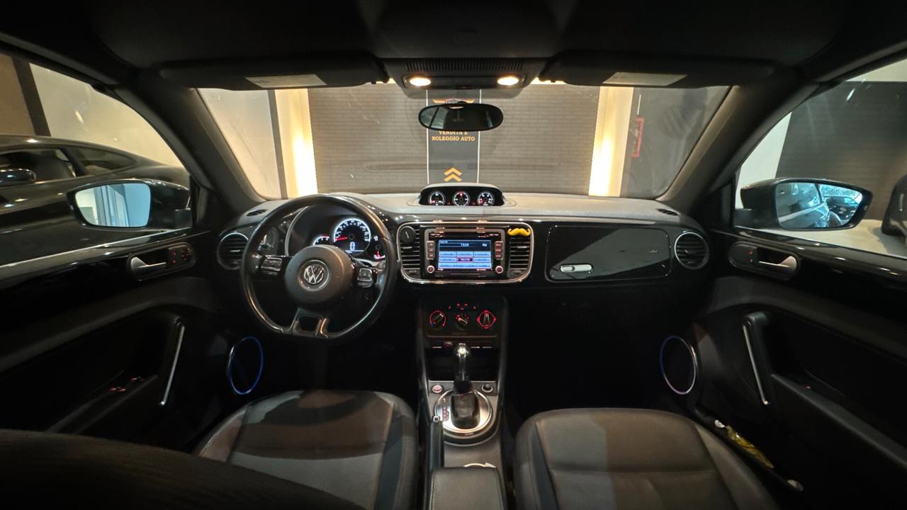 VOLKSWAGEN NEW BEETLE 2.0 TDI - 2013