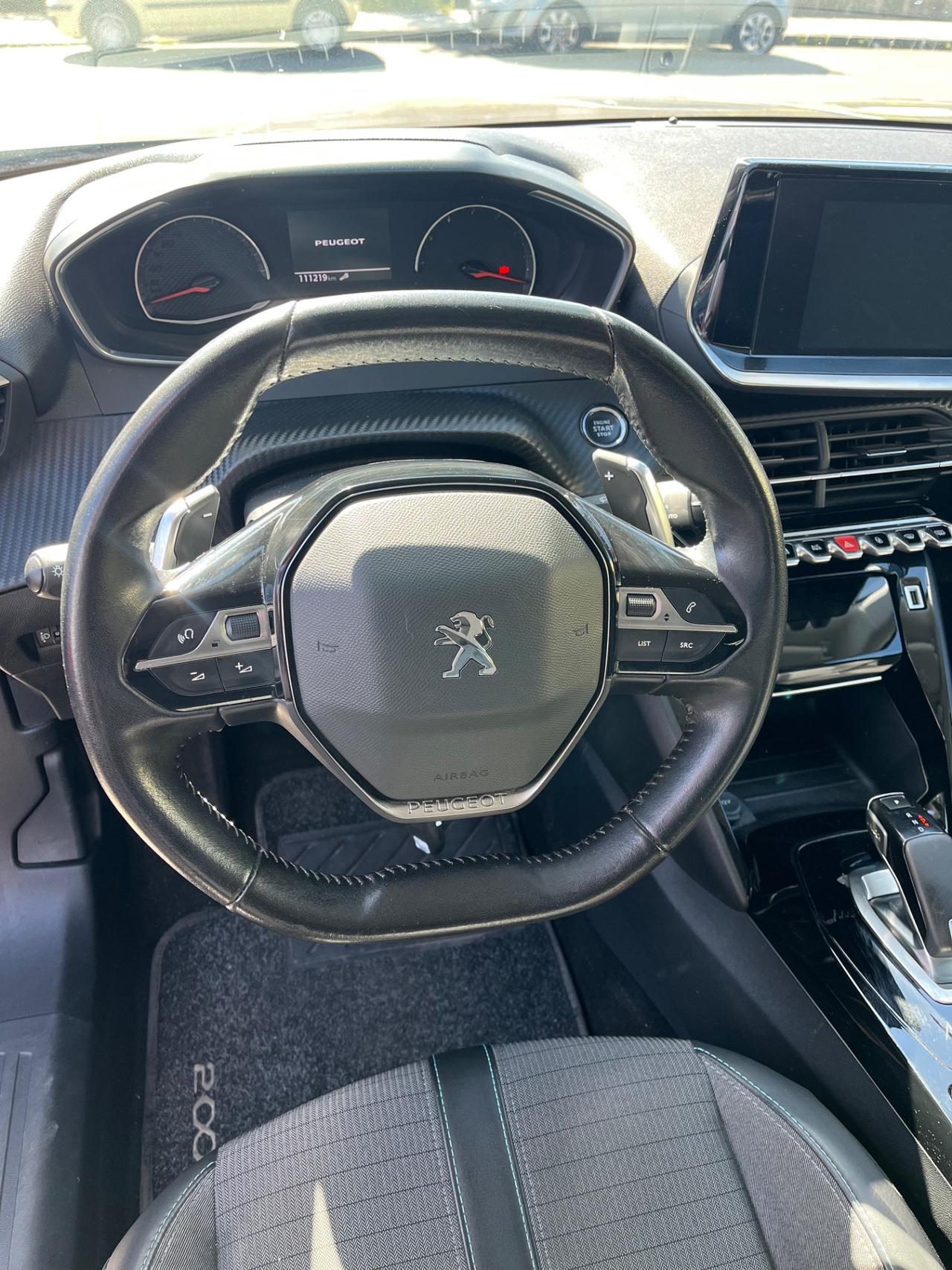 Peugeot 2008 BlueHDi 130 S&S EAT8 Allure Pack