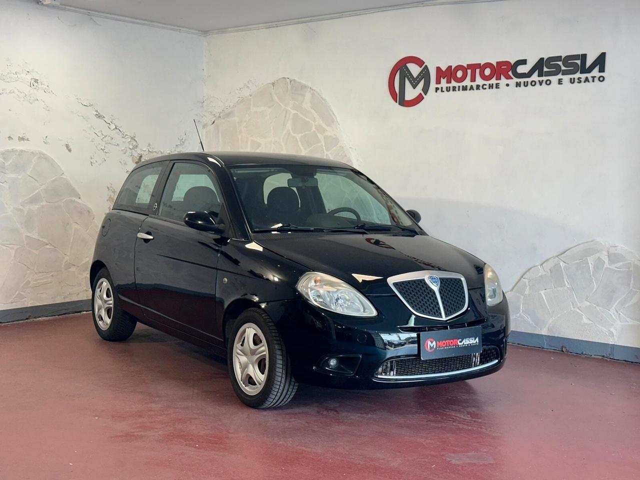 Lancia Ypsilon 1.4 Platino Ecochic GPL