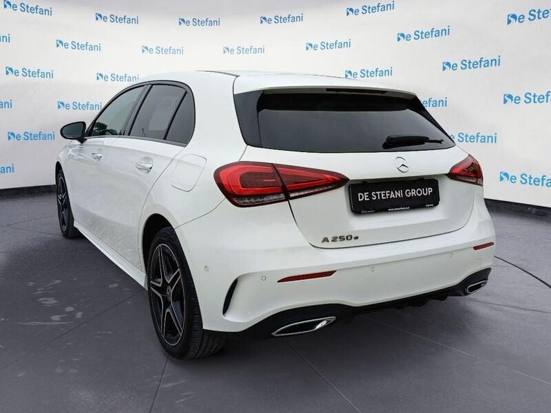 Mercedes-Benz Classe A A 250 e Plug-in hybrid Premium NIGHT-PACK