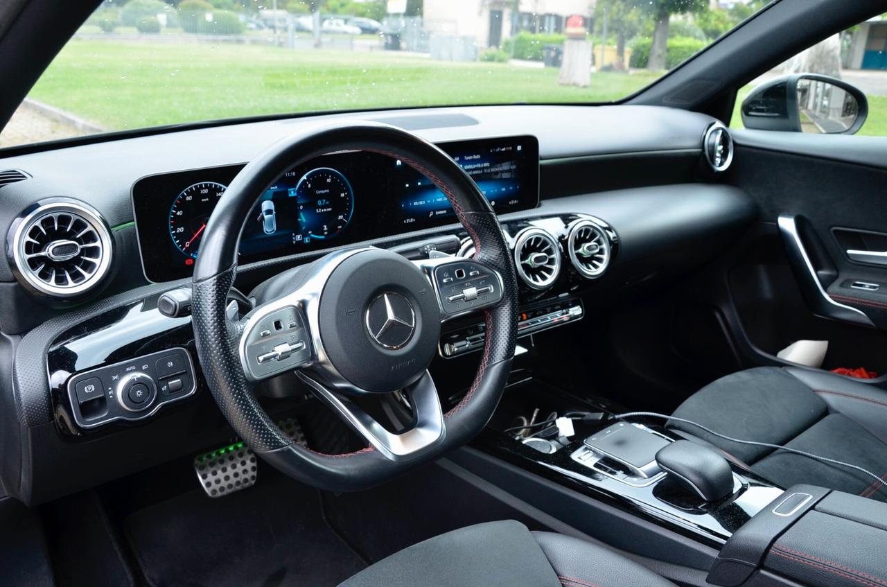 MERCEDES-BENZ A 180d PREMIUM 116cv AUTO, UNICOPROP, SERVICE MERCEDES, UFF ITALIANA, EURO 6D, FARI LED, LUCI AMBIENTE, PERMUTE