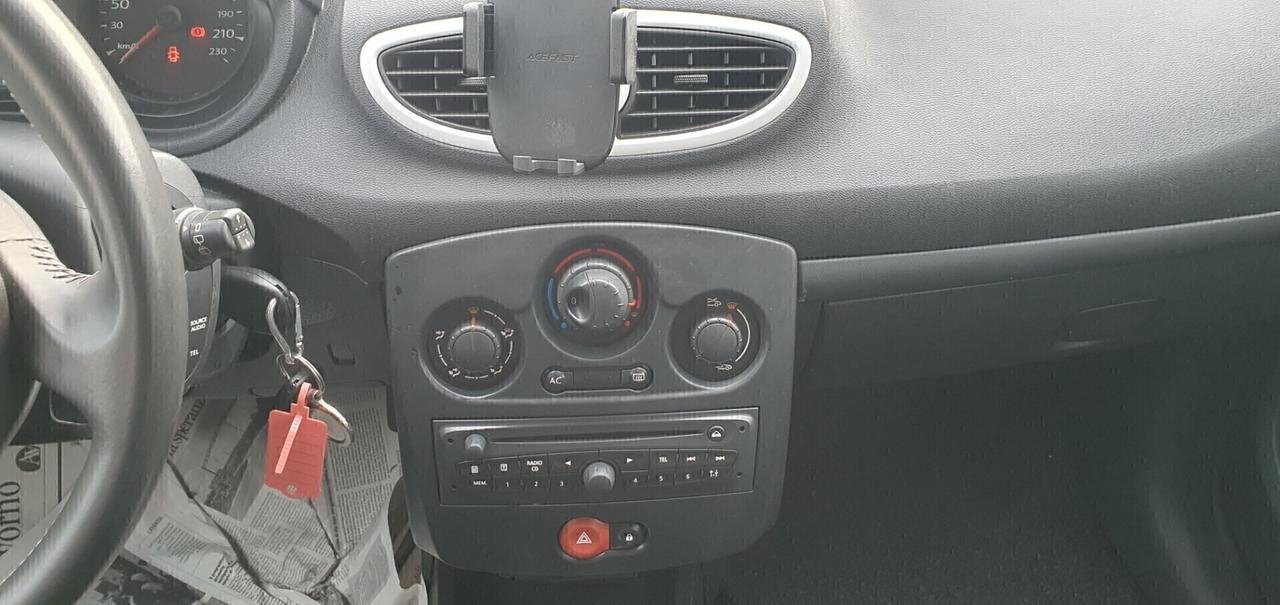 Renault Clio 1.2 16V 5 porte Yahoo!